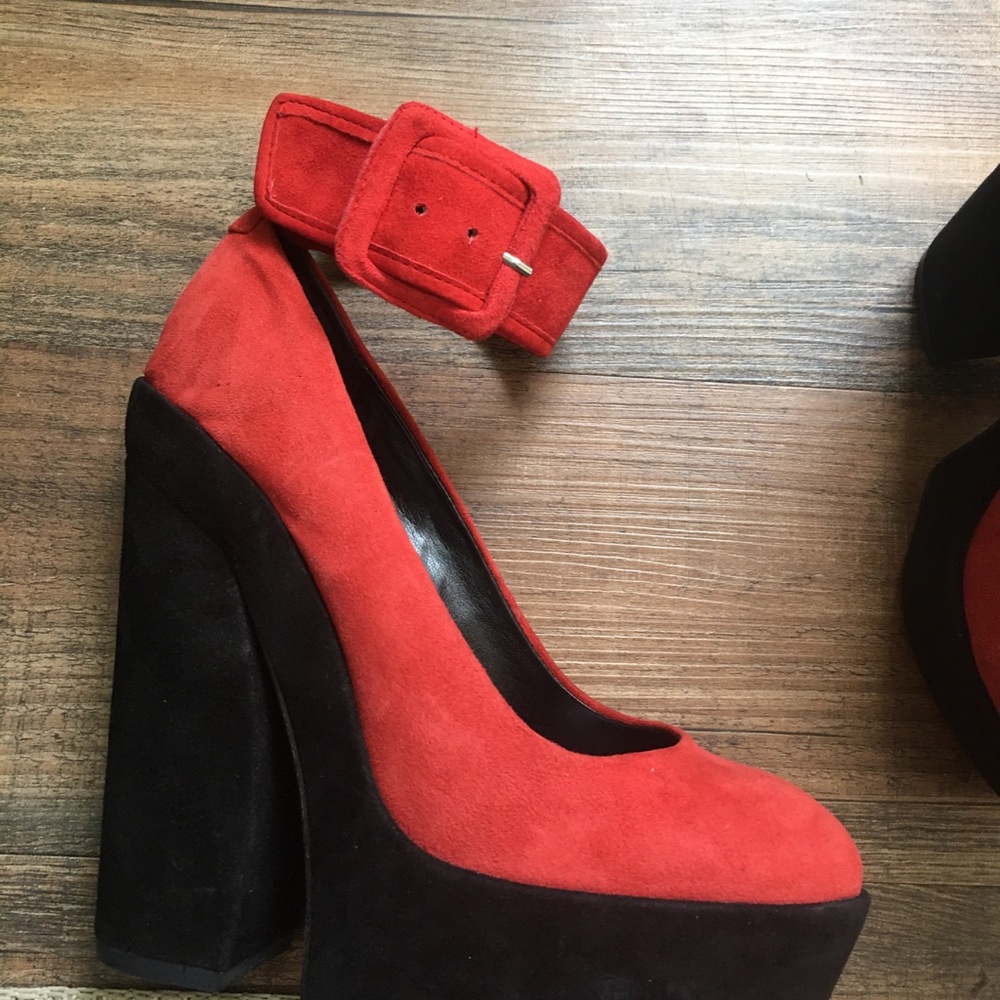 Dolce Vita platform shoes - Picture 3 of 6